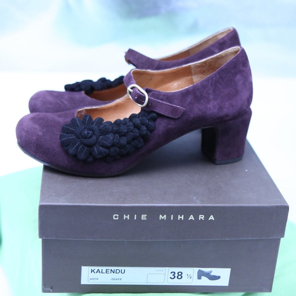 Chie Mihara "Kalendu" suede Mary Janes with Black Rosette 38.5 EU/ 8.5 US